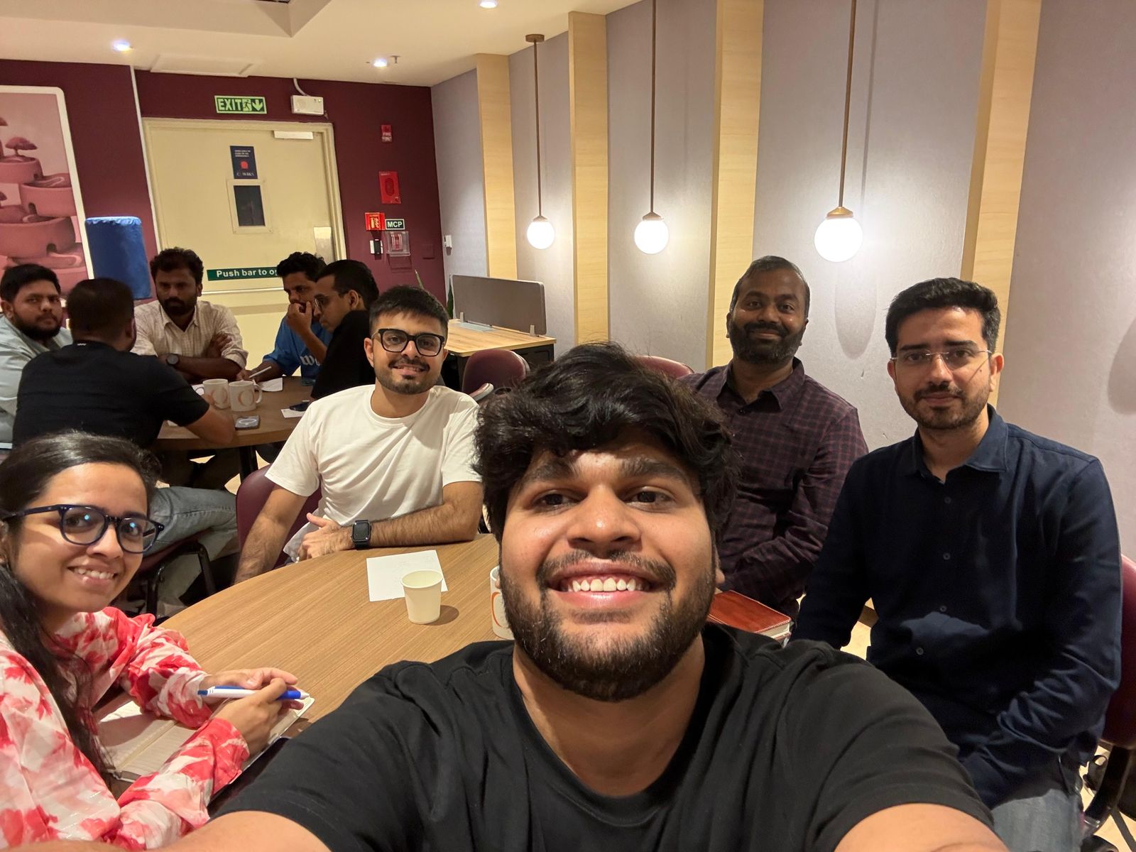 A table selfie at the Bengaluru meetup